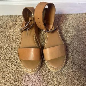 Platform sandals